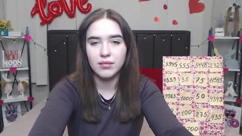 Snapshot of laurahlot chatting on 03.12.25 LauraHlot online show from 03.12.25