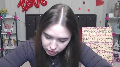 Snapshot of laurahlot chatting on 03.12.25 LauraHlot online show from 03.12.25
