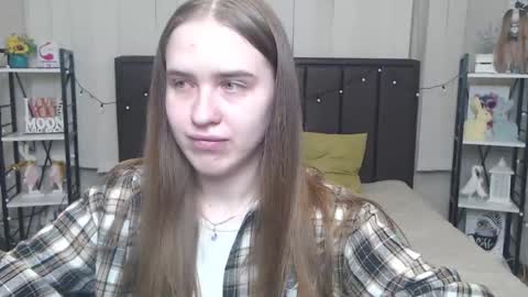 Snapshot of laurahlot chatting on 09.17.25 LauraHlot online show from 09.17.25