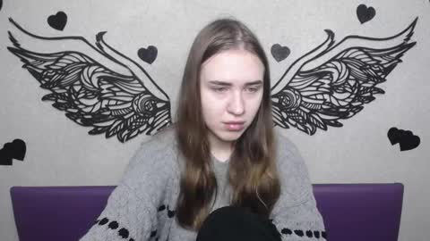 Snapshot of laurahlot chatting on 10.05.25 LauraHlot online show from 10.05.25