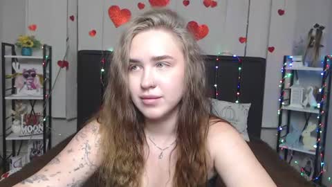 Snapshot of laurahlot chatting on 07.12.26 LauraHlot online show from 07.12.26