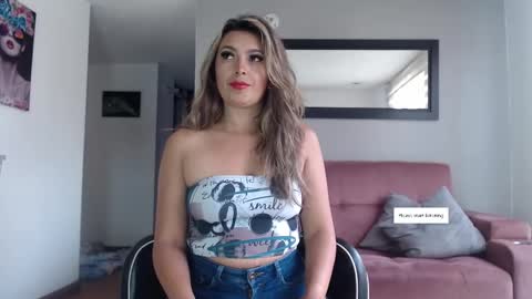 Laura online show from 02.10.25