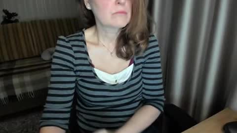 Lauraoven1 online show from 03.10.26