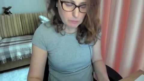 Lauraoven1 online show from 03.16.26