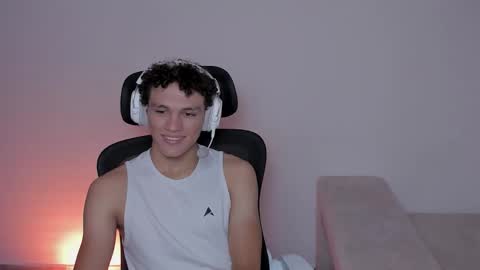 Laureent online show from 09.08.25