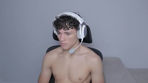 Laureent online show from 09.14.25