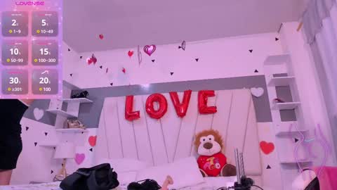 Laurem online show from 03.02.25