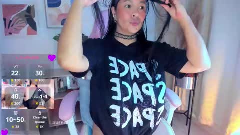 MissLauren online show from 01.17.26