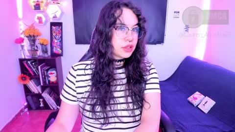  Im Lauren  independent model   online show from 01.01.25