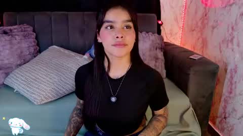 Snapshot of lauren_camila1 chatting on 06.30.26 Lau online show from 06.30.26