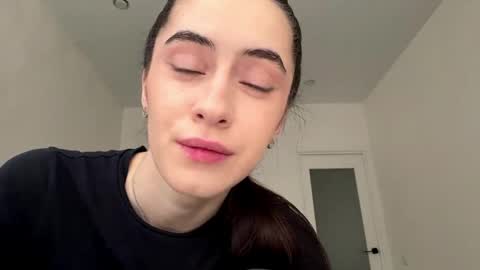 Snapshot of laurenadupuy chatting on 06.08.26 laurenadupuy online show from 06.08.26