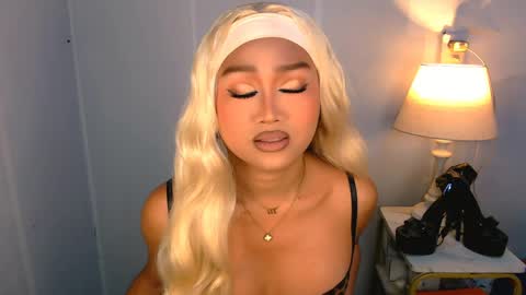 Snapshot of laurenfox16 chatting on 05.27.26 chloe3 online show from 05.27.26
