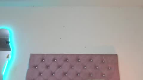 laurenlaine online show from 04.05.26