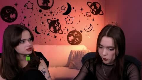 Laure online show from 04.10.26