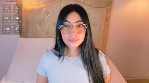 Snapshot of laurenn_smitth chatting on 02.13.26 laurenn_smitth online show from 02.13.26