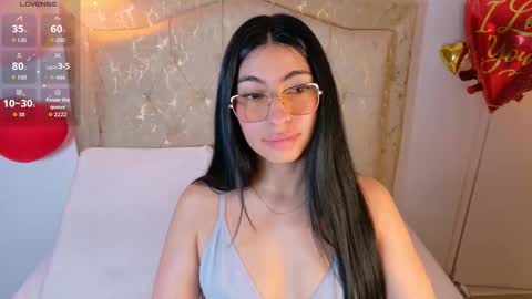 Snapshot of laurenn_smitth chatting on 02.17.26 laurenn_smitth online show from 02.17.26