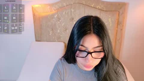 Snapshot of laurenn_smitth chatting on 03.23.26 laurenn_smitth online show from 03.23.26