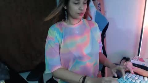 Lauren online show from 12.19.24