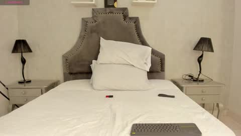 Lauren  online show from 11.11.25