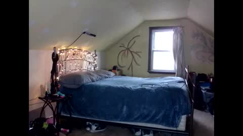 Lauren online show from 01.15.25