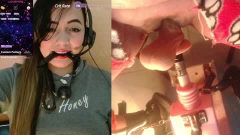 lauriss_ online show from 12.18.24