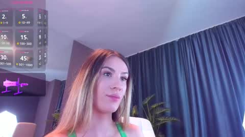 Snapshot of laurynncooper chatting on 02.17.26 Laura online show from 02.17.26