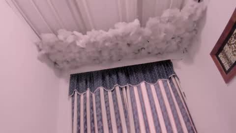 Snapshot of lauu_g chatting on 11.08.25 Lauu G online show from 11.08.25