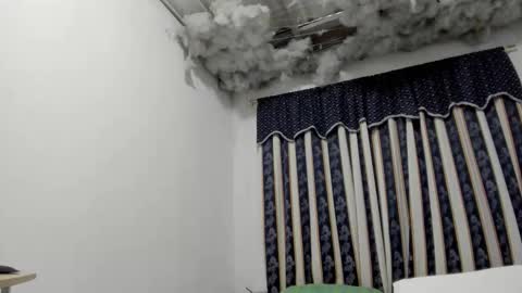 Snapshot of lauu_g chatting on 02.05.26 Lauu G online show from 02.05.26