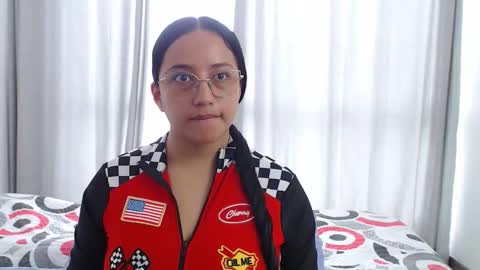 Laura online show from 11.16.25