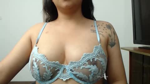 Laura online show from 11.26.25