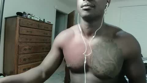 Snapshot of lavanderbrown chatting on 10.14.25 lavanderbrown online show from 10.14.25