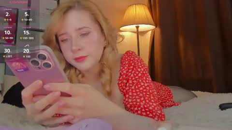 Snapshot of lavender_tender chatting on 06.19.26 Lav online show from 06.19.26