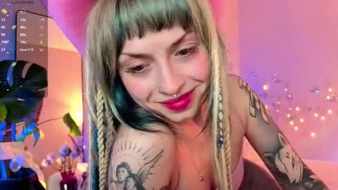 Snapshot of lavenderlav chatting on 03.25.26 Melissa online show from 03.25.26
