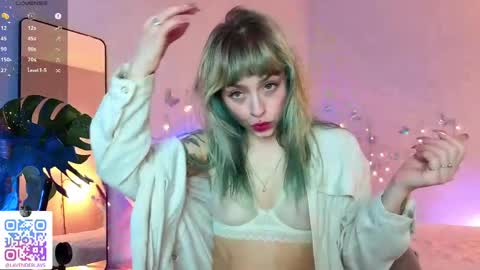 Snapshot of lavenderlav chatting on 04.17.26 Melissa online show from 04.17.26