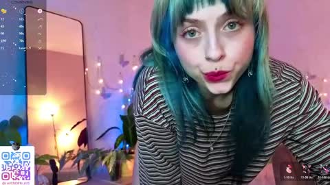 Snapshot of lavenderlav chatting on 04.30.26 Melissa online show from 04.30.26