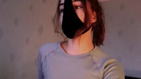 Snapshot of lavinda_lin chatting on 09.26.25 Lavinda online show from 09.26.25