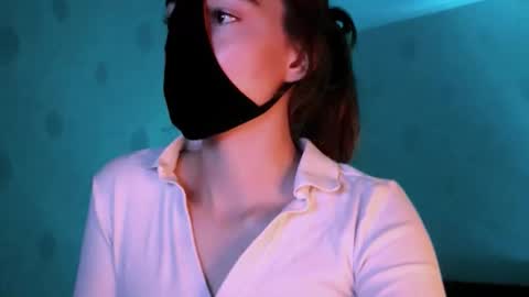 Snapshot of lavinda_lin chatting on 10.01.25 Lavinda online show from 10.01.25