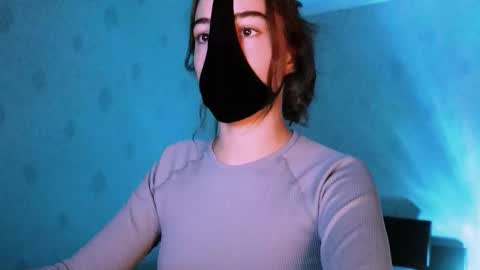 Snapshot of lavinda_lin chatting on 10.07.25 Lavinda online show from 10.07.25