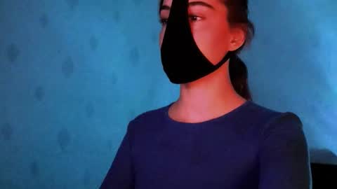 Snapshot of lavinda_lin chatting on 10.26.25 Lavinda online show from 10.26.25