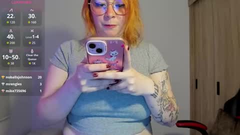 laylaah online show from 12.04.25