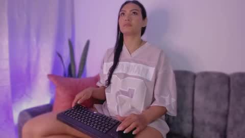 laya online show from 04.29.26