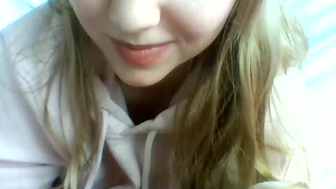 layannalea online show from 01.31.25