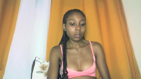 layannek online show from 11.02.25