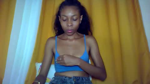 layannek online show from 12.15.25