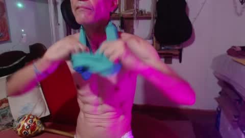 Snapshot of laye19 chatting on 12.02.24 Laye19 online show from 12.02.24