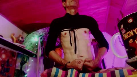 Snapshot of laye19 chatting on 12.06.24 Laye19 online show from 12.06.24