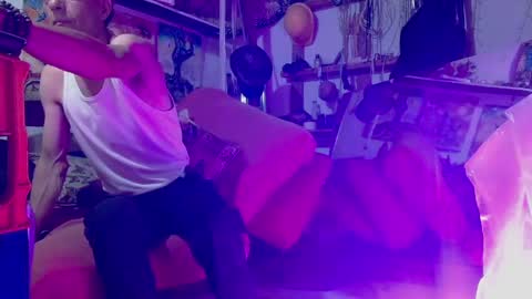 Snapshot of laye19 chatting on 12.10.24 Laye19 online show from 12.10.24