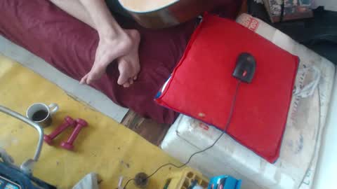 Snapshot of laye19 chatting on 02.19.25 Laye19 online show from 02.19.25