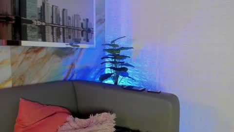 Layla online show from 03.07.25