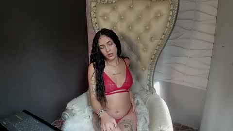 Snapshot of layla_707 chatting on 02.04.26 Layla online show from 02.04.26